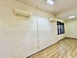 Upper Thomson Road (D20), Shop House #549981721